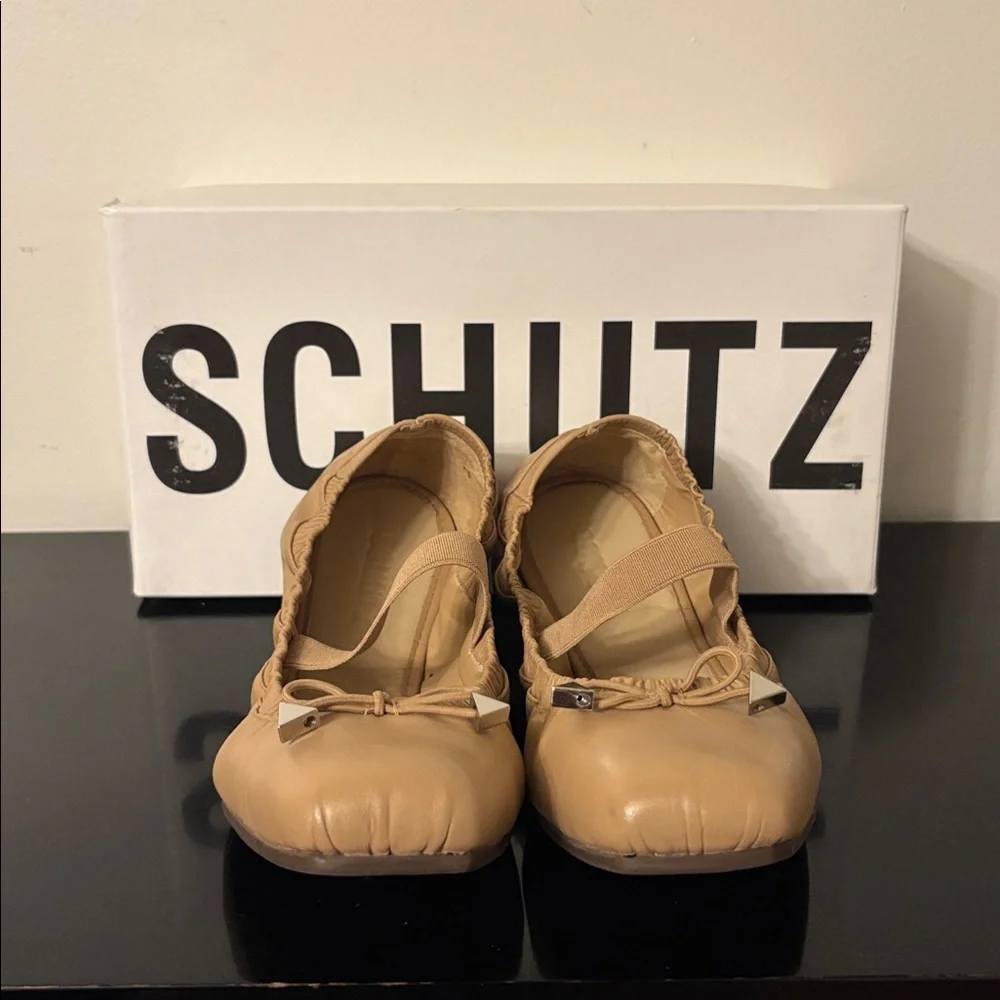 SCHUTZ Fanny Beige‎ Leather Ballet Flats